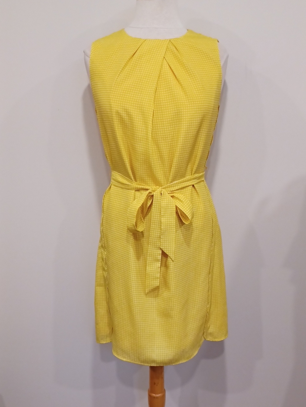 Ann Taylor Crewneck Sleeveless Belted Shift Dress- Sz. 6P